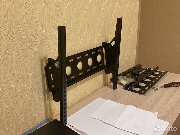 Кронштейн для тв