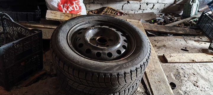 Bridgestone Blizzak WS-60 185/65 R15