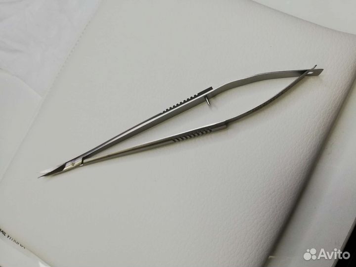 Твизеры для маникюра