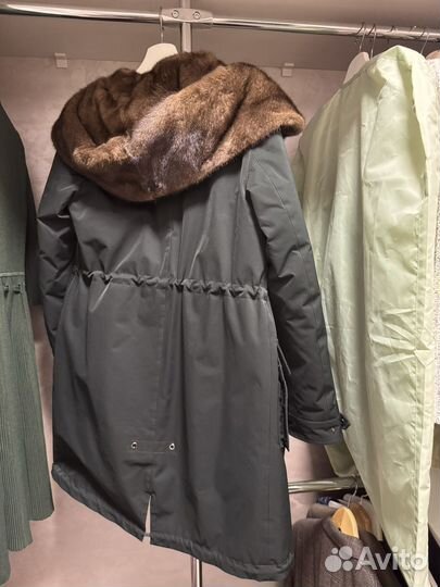 Парка женская с натуральным мехом норки