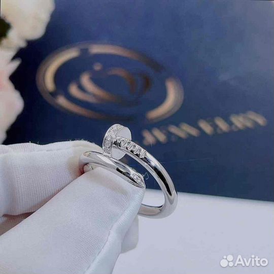 Кольцо Cartier Juste un Clou Белое золото 0,04ct