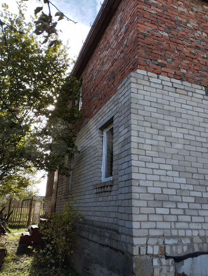 Дом 200 м² на участке 6 сот.