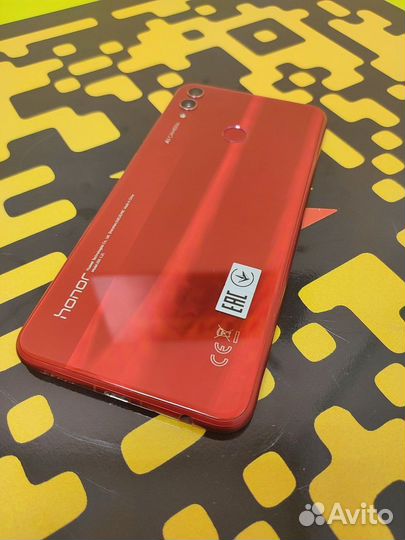 Телефон Honor 8x