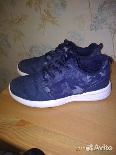 Кроссовки Demix,р.32
