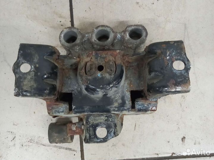 Подушка двигателя Шевроле Авео Т300