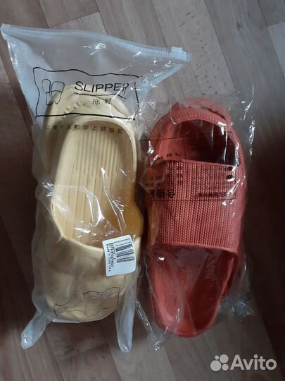 Шлепанцы женские