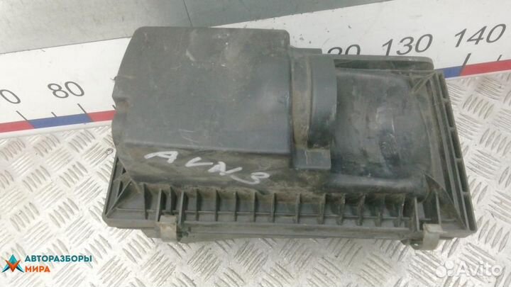 Корпус воздушного фильтра Dodge Caliber 2006