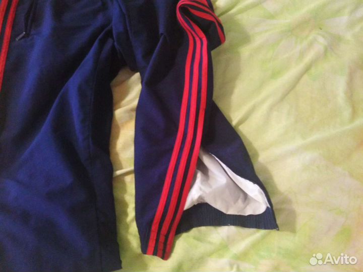 Спорт костюм