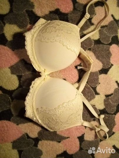 Футболки, бюстгальтер,юбка