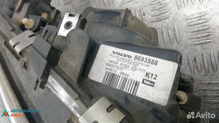 Фара правая Volvo S80 2000