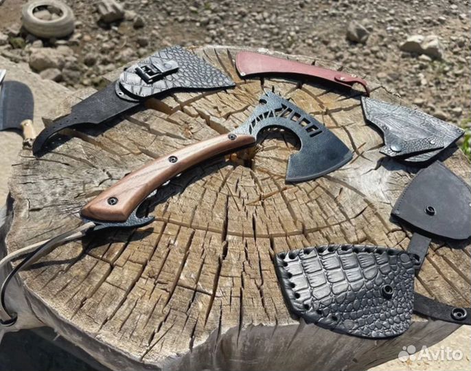 Топор кованый