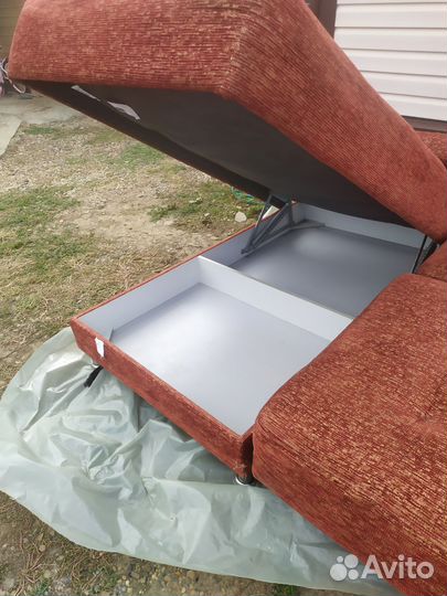 Угловой диван