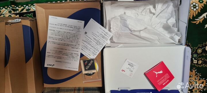 Коробки от обуви asics и puma