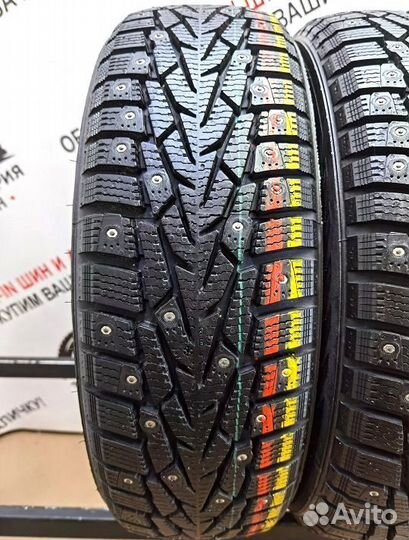 Nokian Tyres Hakkapeliitta 7 215/55 R17 86T
