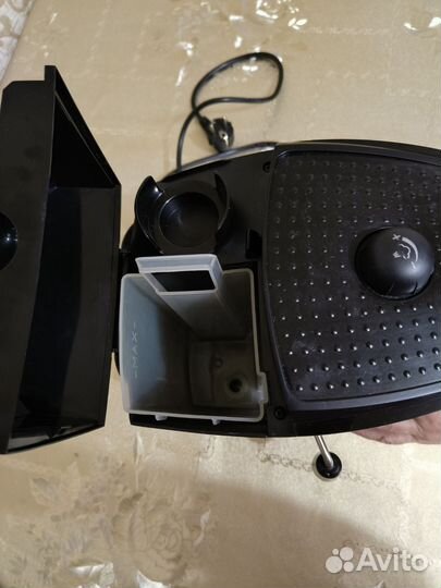 Кофеварка рожковая delonghi ec 145