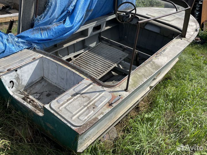 Моторная лодка