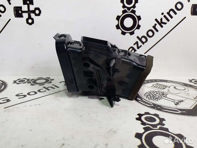 Дефлектор обдува салона левый для Audi A8 D4