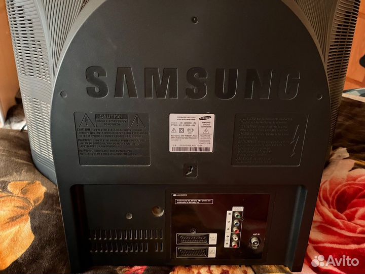 Телевизор samsung