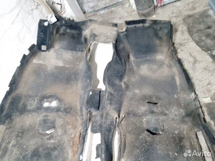 Покрытие напольное (ковролин) Volkswagen Passat