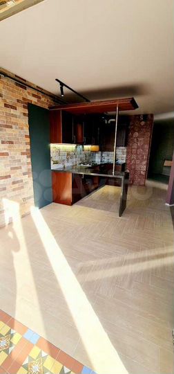 2-к. квартира, 73 м², 2/10 эт.