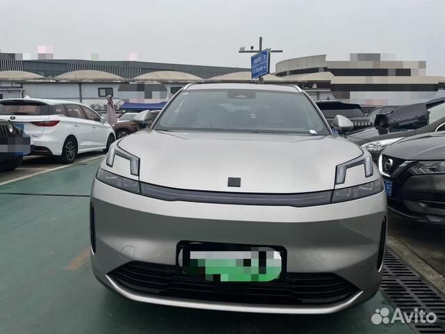 Lynk & Co 08 1.5 AT, 2024, 400 км