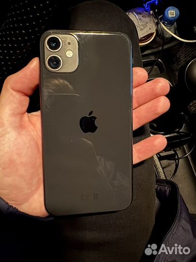 iPhone 11, 64 ГБ