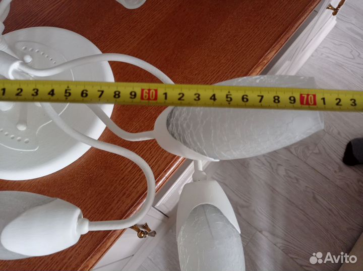 Две Люстры потолочные б/у