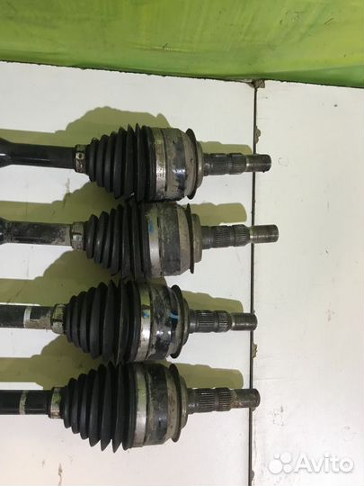 Привод правый в сборе Chevrolet Cruze 13386317