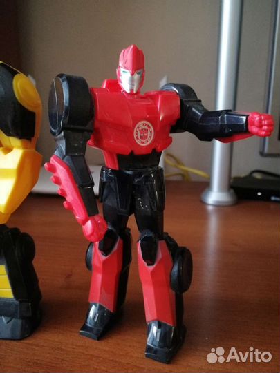 Фигурки автоботов