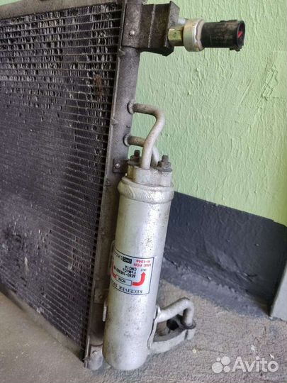 Радиатор кондиционера Ford fiestaакпп 2008-2012мк6