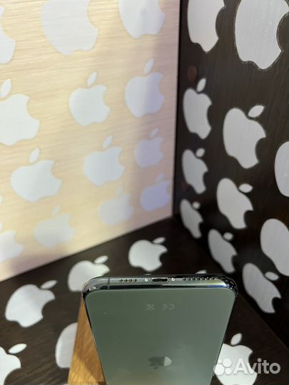 iPhone 11 Pro Max, 64 ГБ