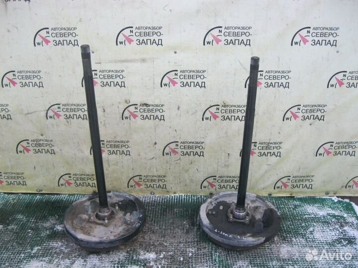 Mitsubishi L-200 Полуось задняя правая