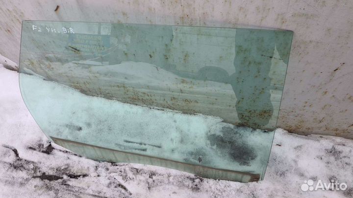 Стекло задней правой двери Фокус 2 универсал