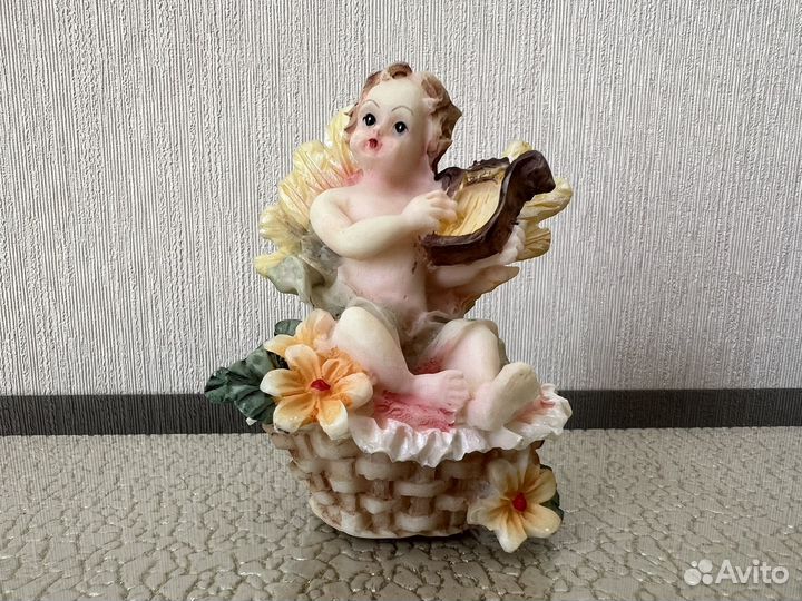 Фигурка статуэтка ангел с арфой
