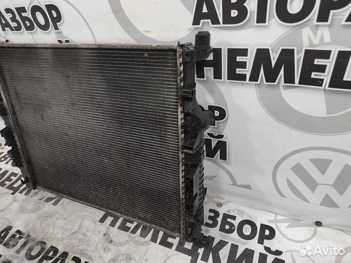 Радиатор охлаждения Mercedes W251