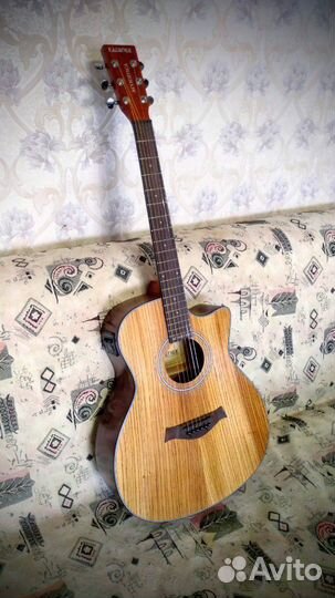 Электроакустическая гитара (новая) полный комплект