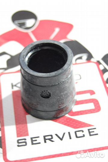 Пыльник переднего кардана BRP 705401093