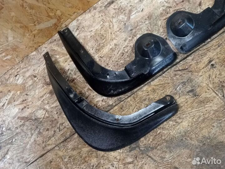 Брызговик задний Skoda Octavia A5