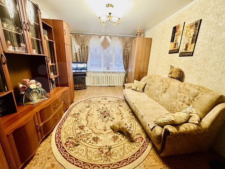 4-к. квартира, 63 м², 1/5 эт.