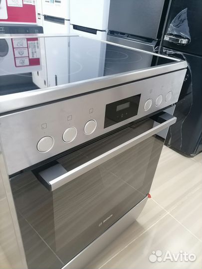 Электрическая плита Bosch HKQ38A150M новая
