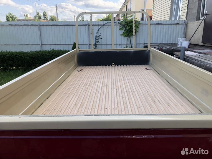 Прицеп легковой категории B с тормозами (Knott)