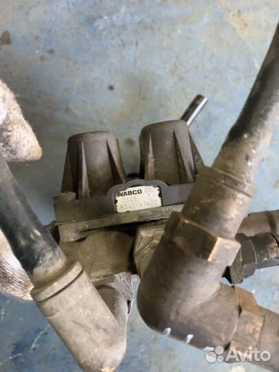 Кран 4-х контурный volvo FH12 20755195 DAF XF95