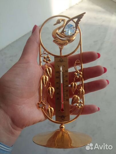 Фигурка термометр лебедь кристалл золото золотой