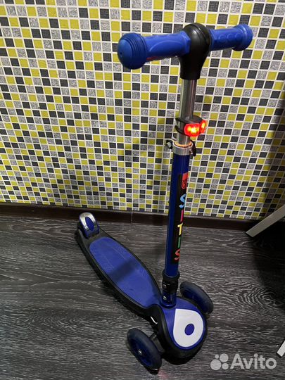 Самокат детский трехколесный б/у