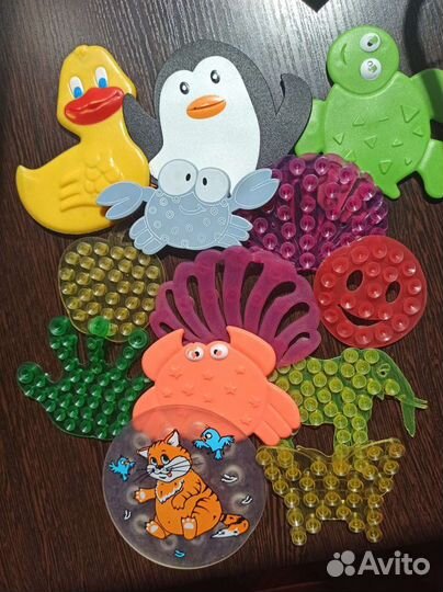Игрушки для ванной на присосках