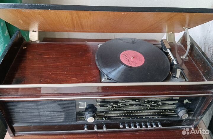 Радиола Урал 111
