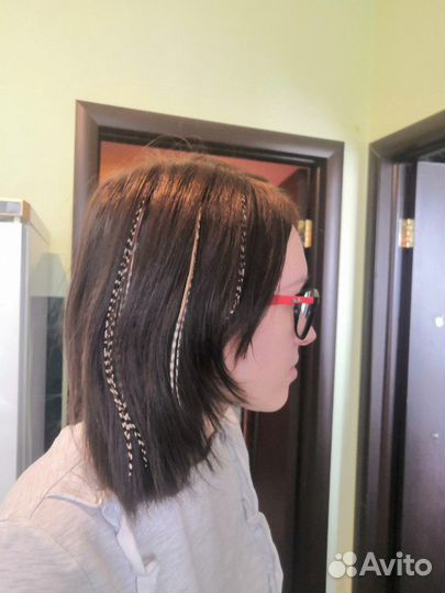 Перья в волосы