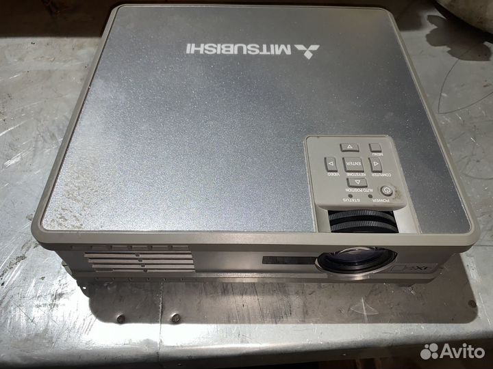 Проектор mitsubishi