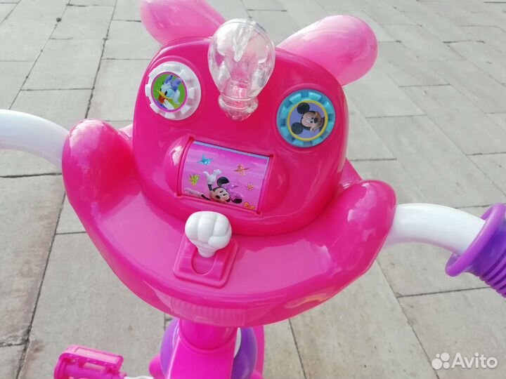 Трехколесный велосипед с родительской ручкой