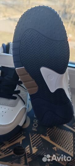 Новые ботинки jook 29р